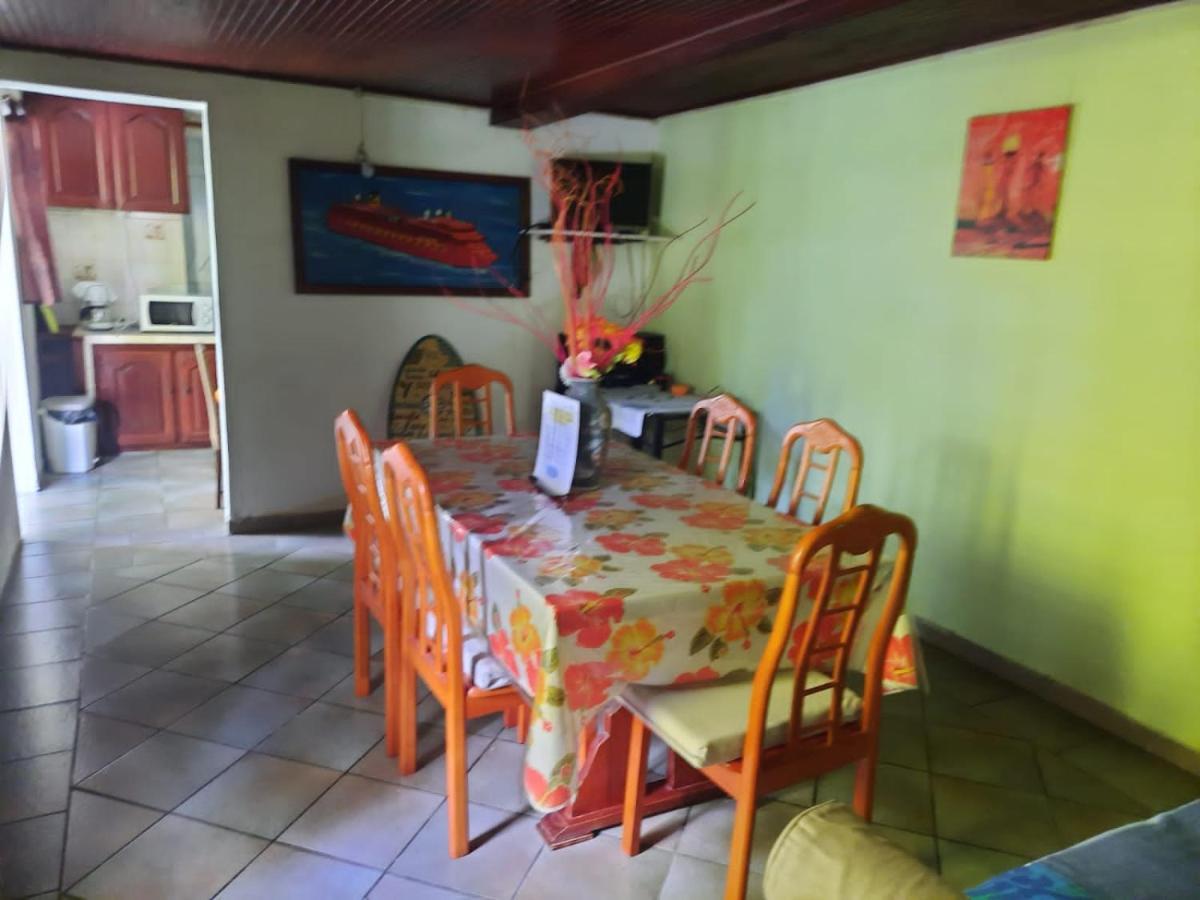 Apartamento Le Jardin De Massieux Bouillante Exterior foto
