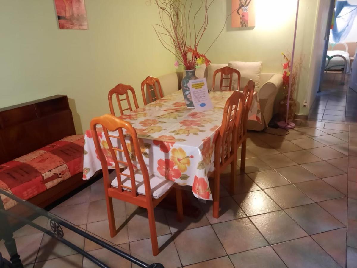 Apartamento Le Jardin De Massieux Bouillante Exterior foto